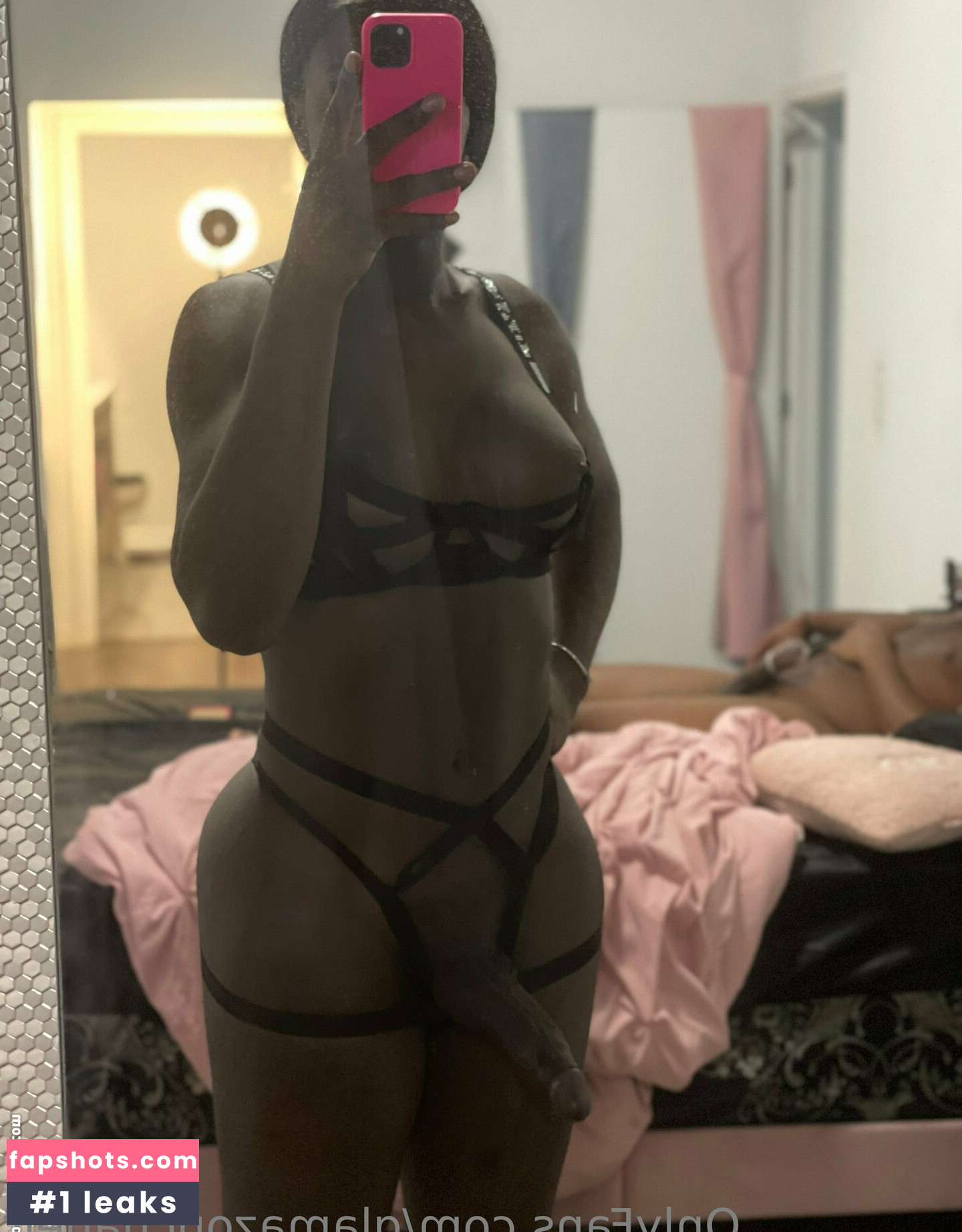 glamazonchanelr gallery photo #28