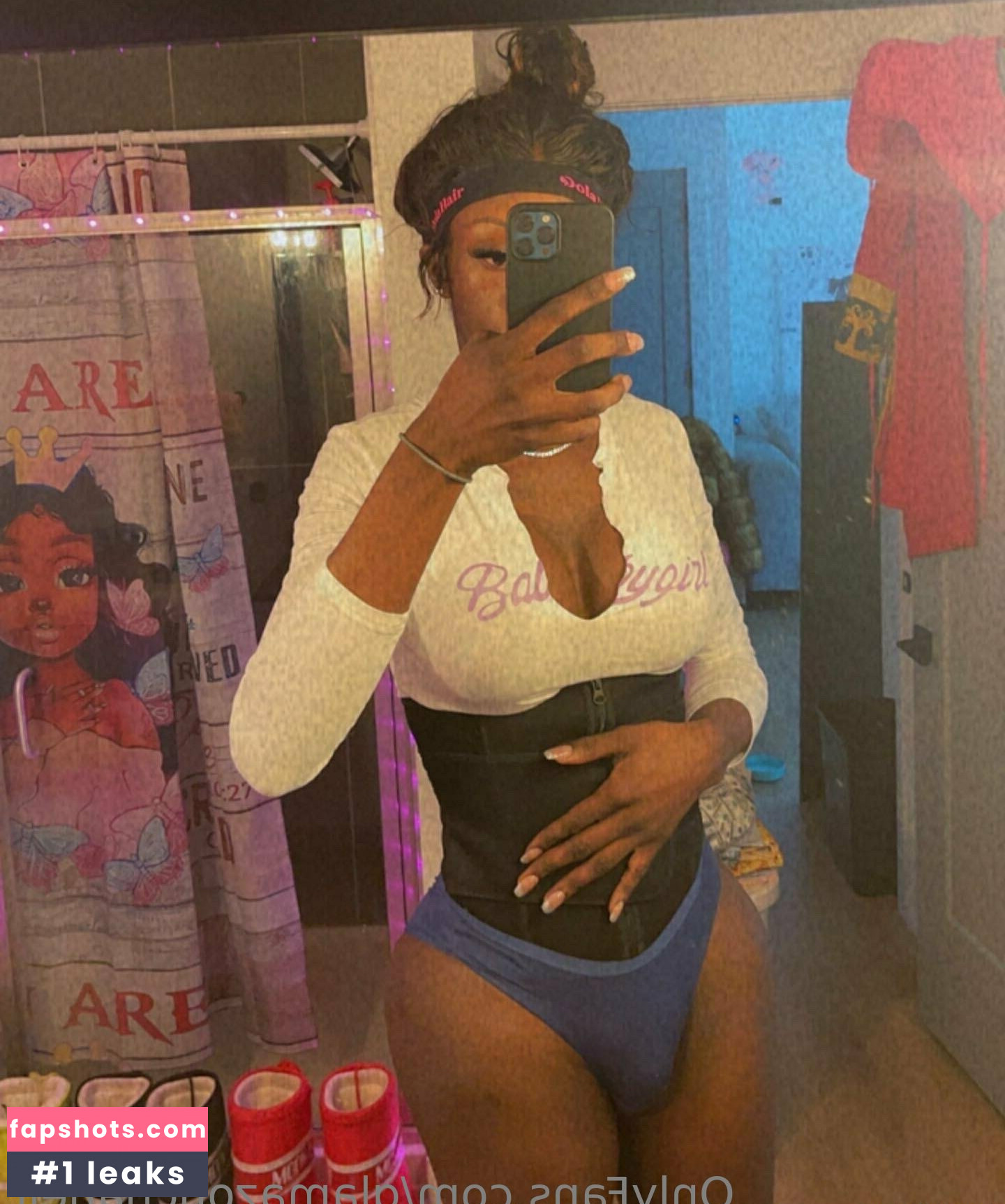 glamazonchanelr gallery photo #38