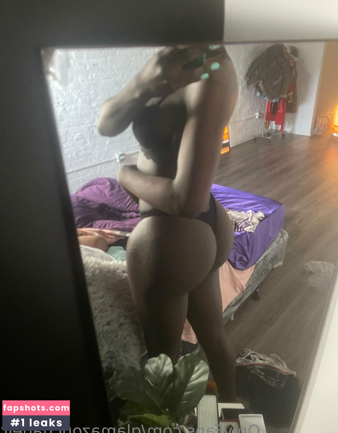 glamazonchanelr gallery photo #52