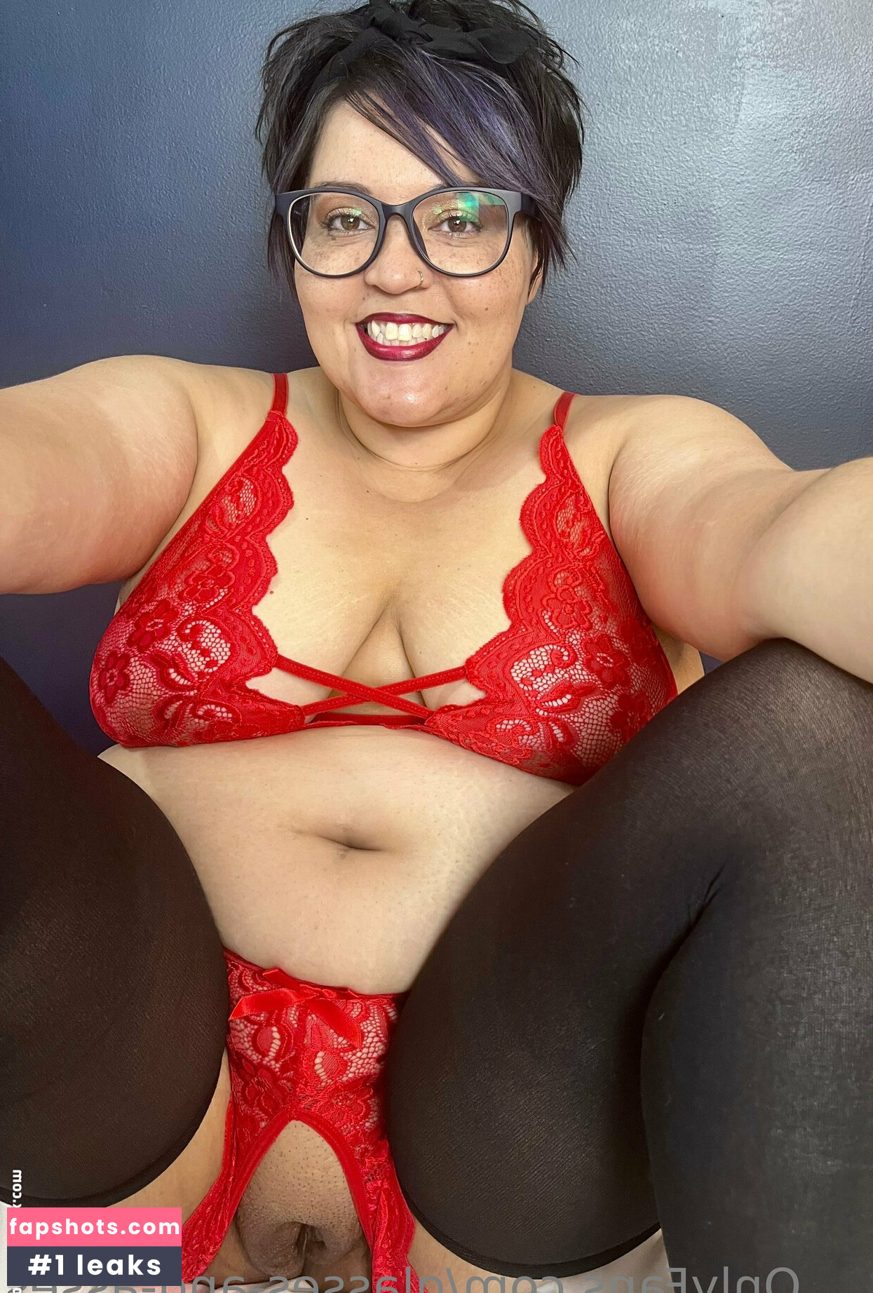 glasses-and-asses gallery photo #44