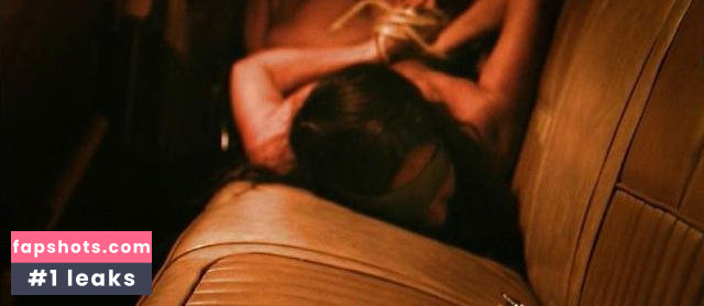 Glenda Galeano gallery photo #3