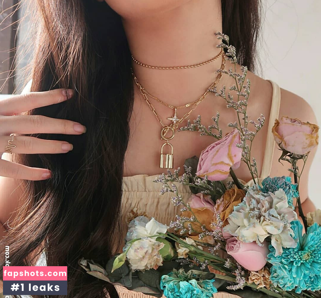 Glenda Wongso Nude Leaks OnlyFans Photos #26 - LeakJerk