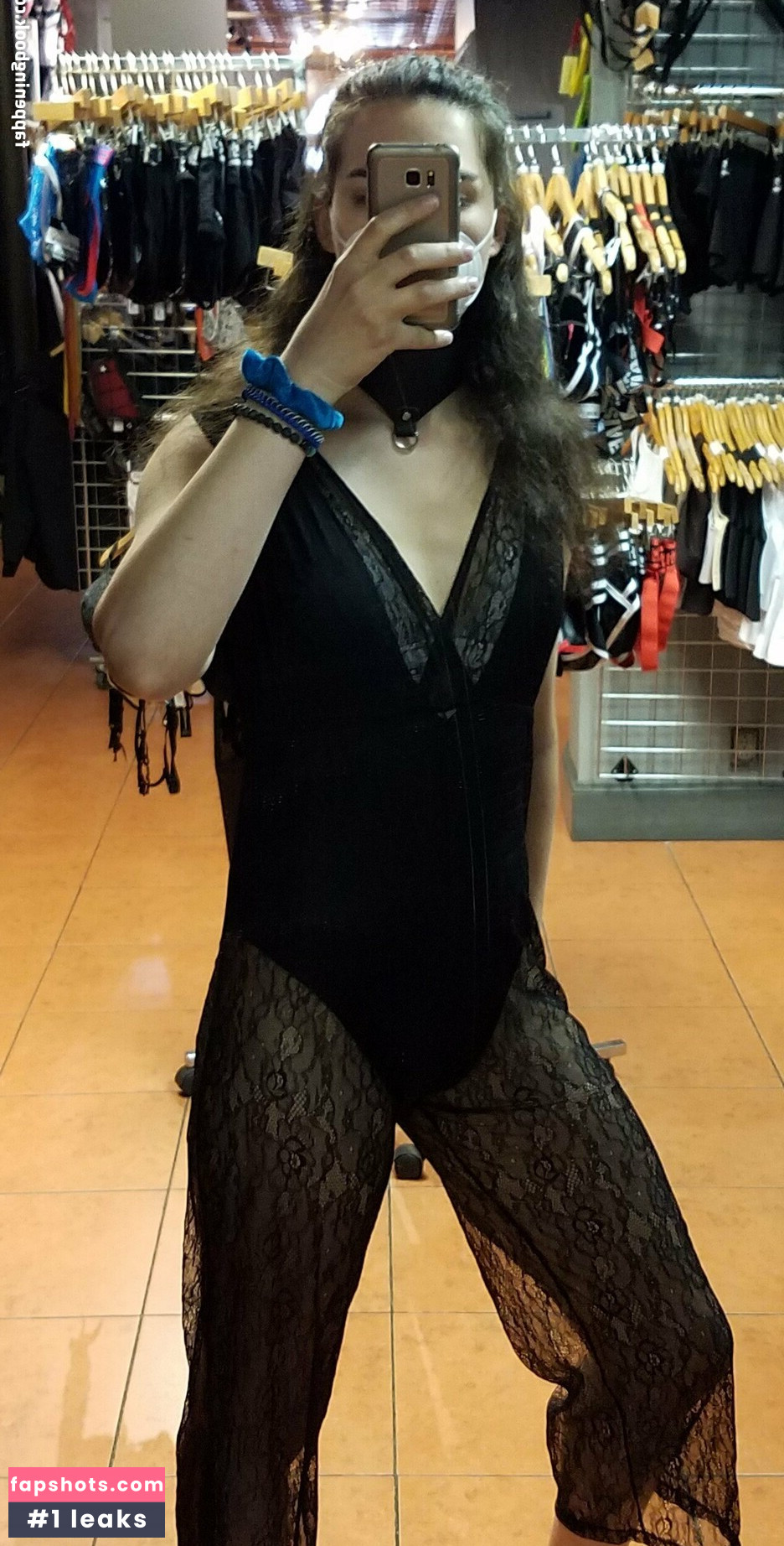 glitterishhh gallery photo #2