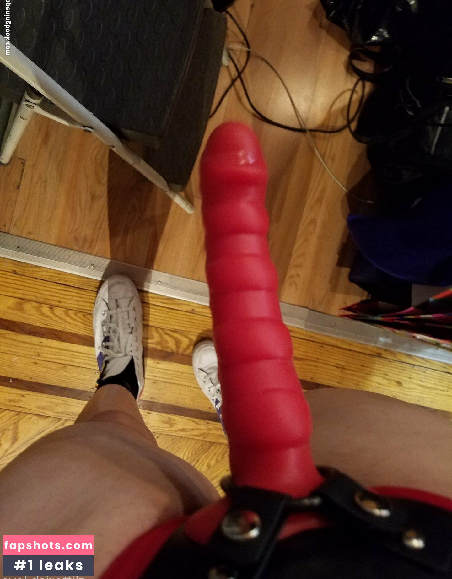 glitterishhh gallery photo #3