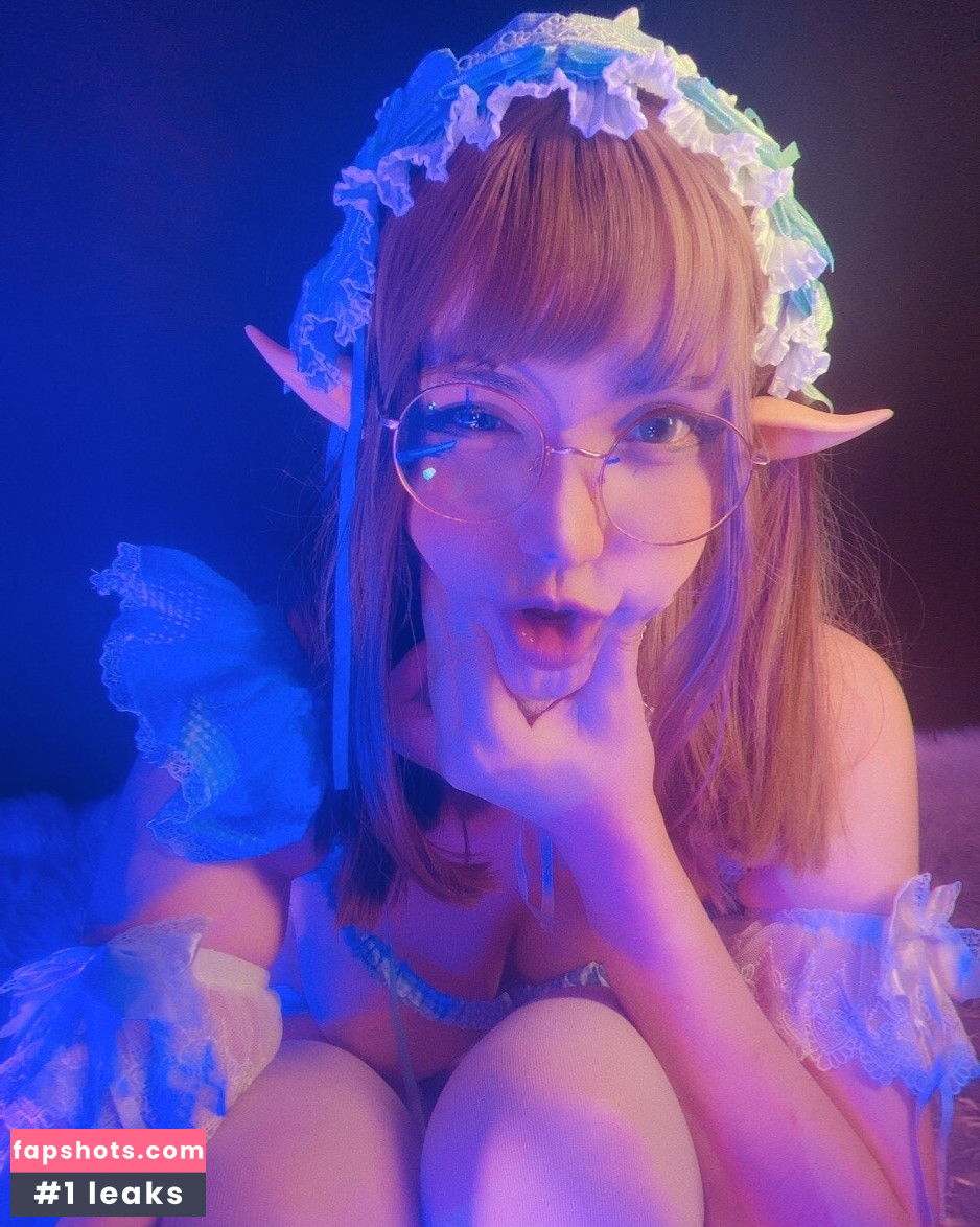 Gloomy Doll gallery photo #28