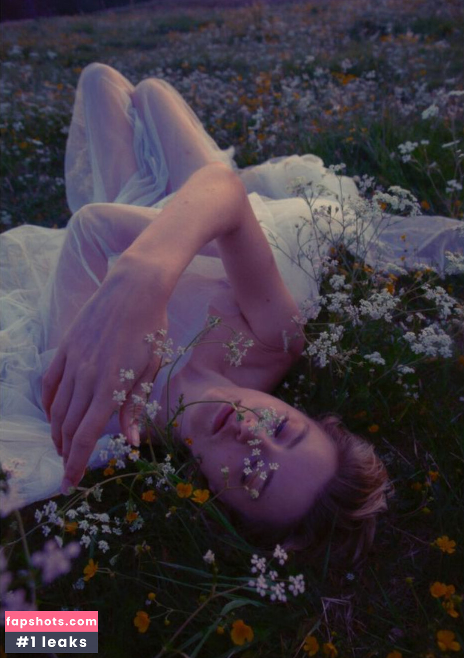 Gloria ASMR Nude Leaks OnlyFans Photos #39 - LeakJerk