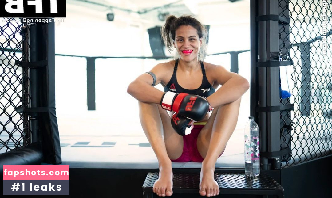 Gloria de Paula gallery photo #9