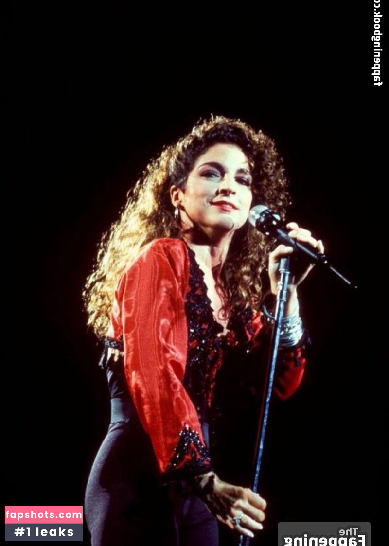 Gloria Estefan gallery photo #17