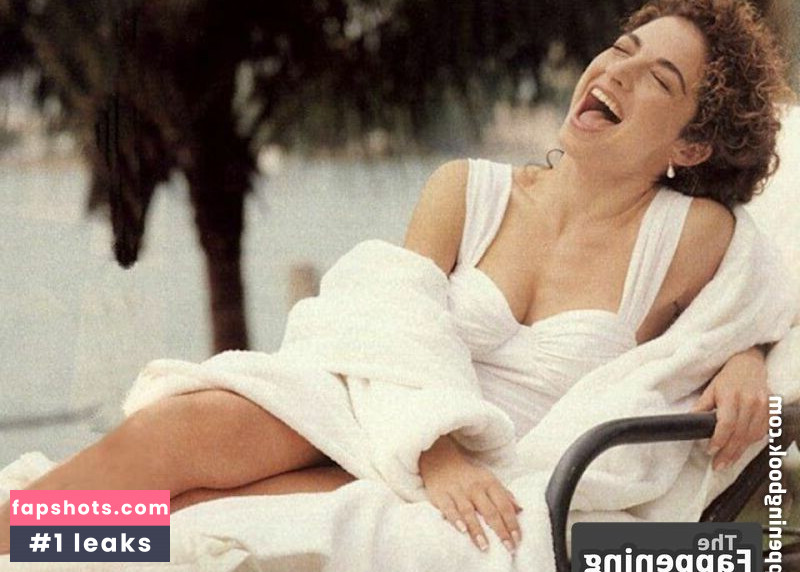 Gloria Estefan gallery photo #24