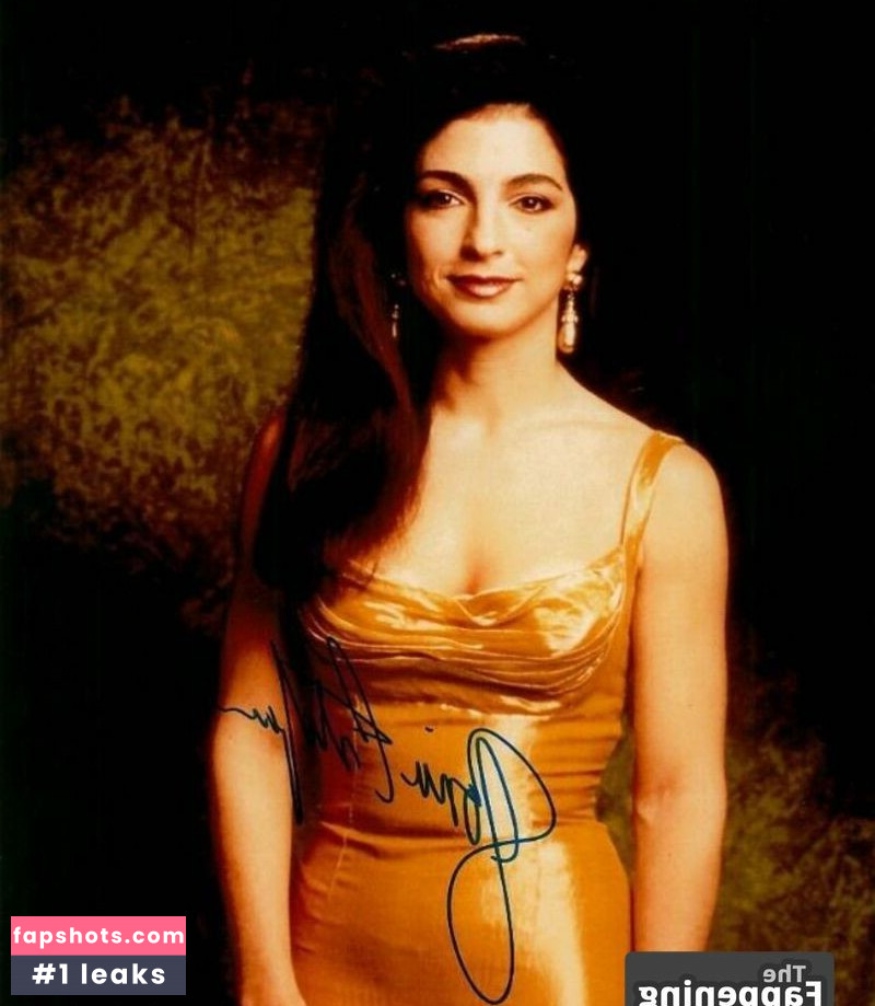 Gloria Estefan gallery photo #5