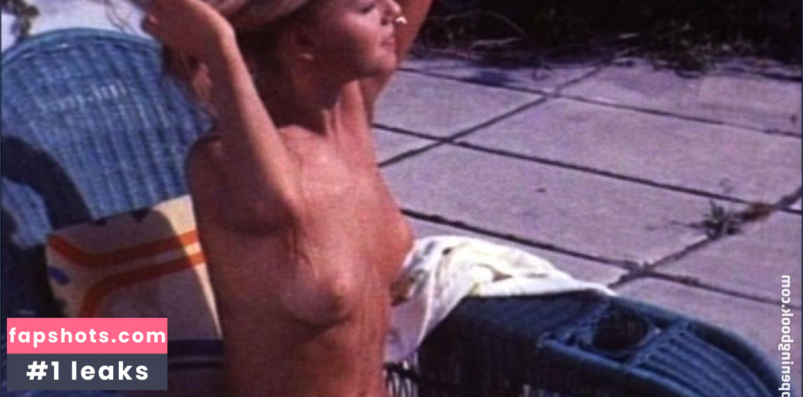 Gloria Guida gallery photo #44