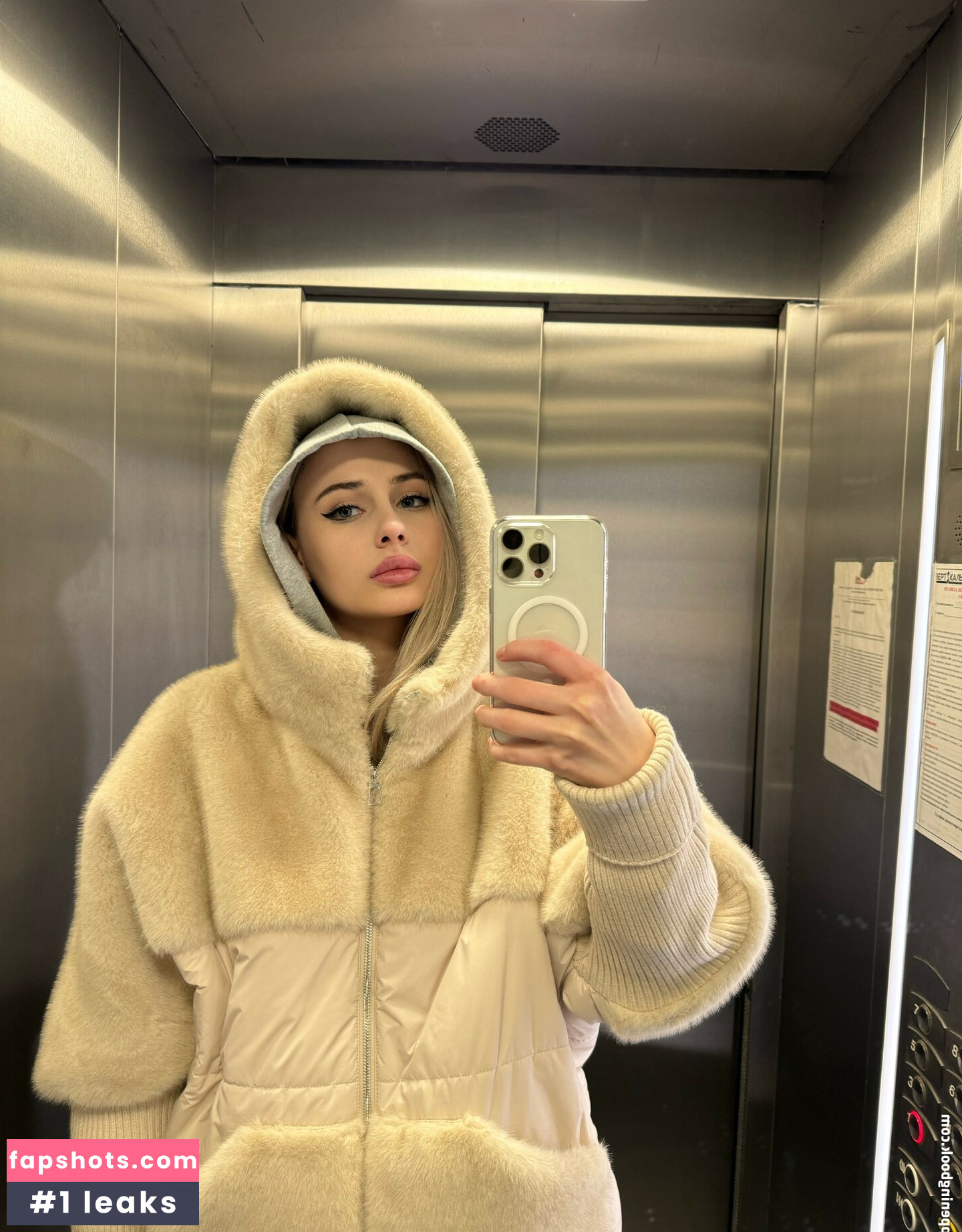 GloriaMatvien gallery photo #33