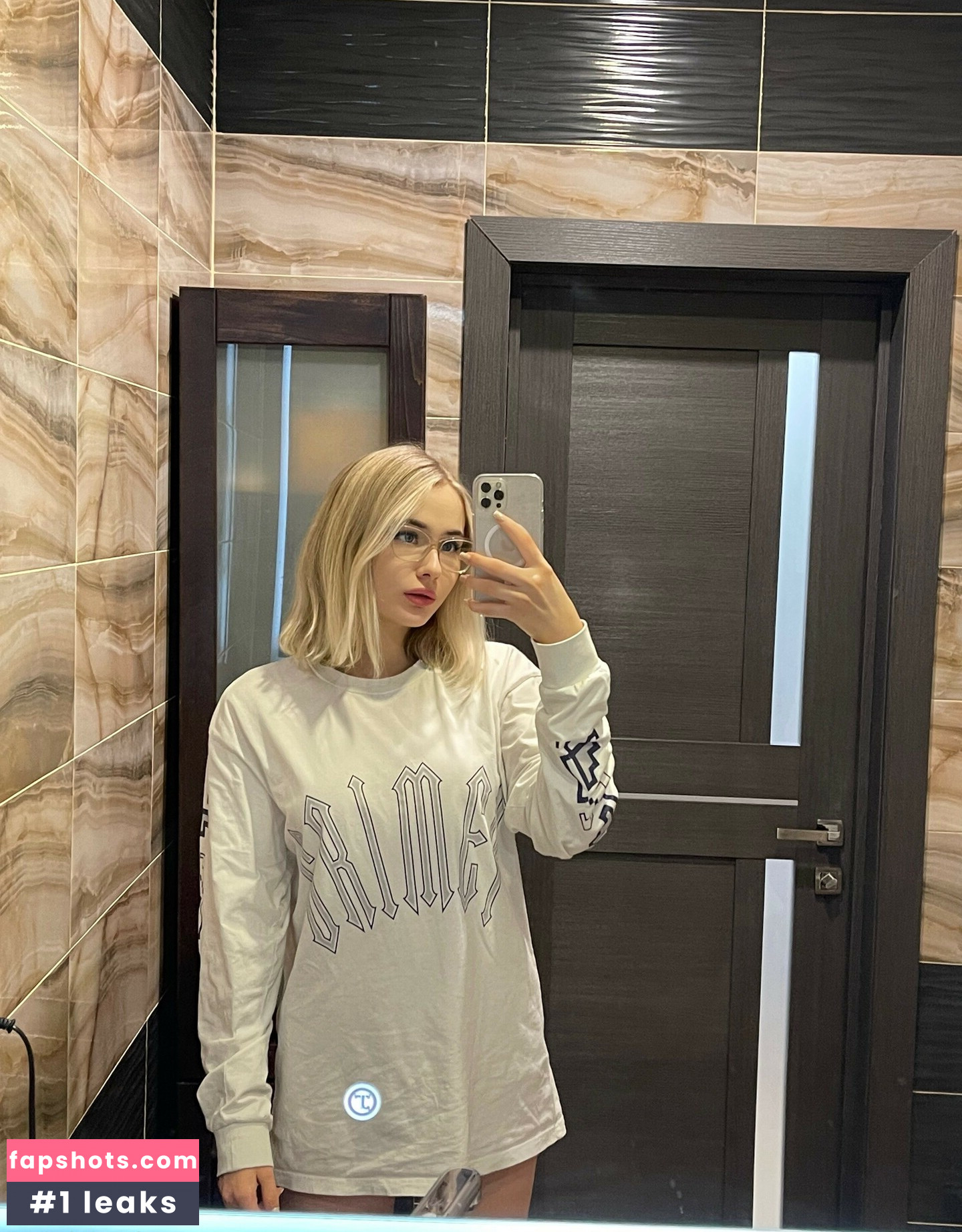 GloriaMatvien gallery photo #42