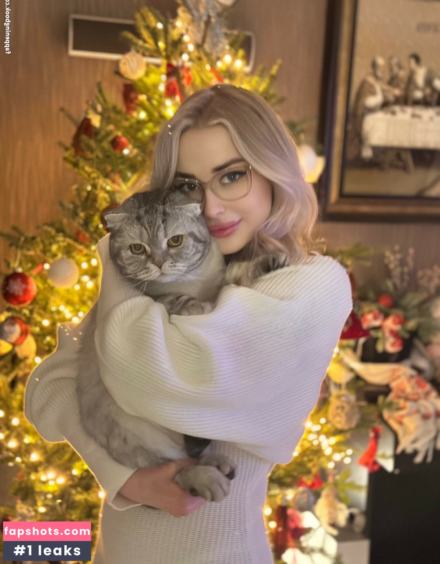 GloriaMatvien gallery photo #50