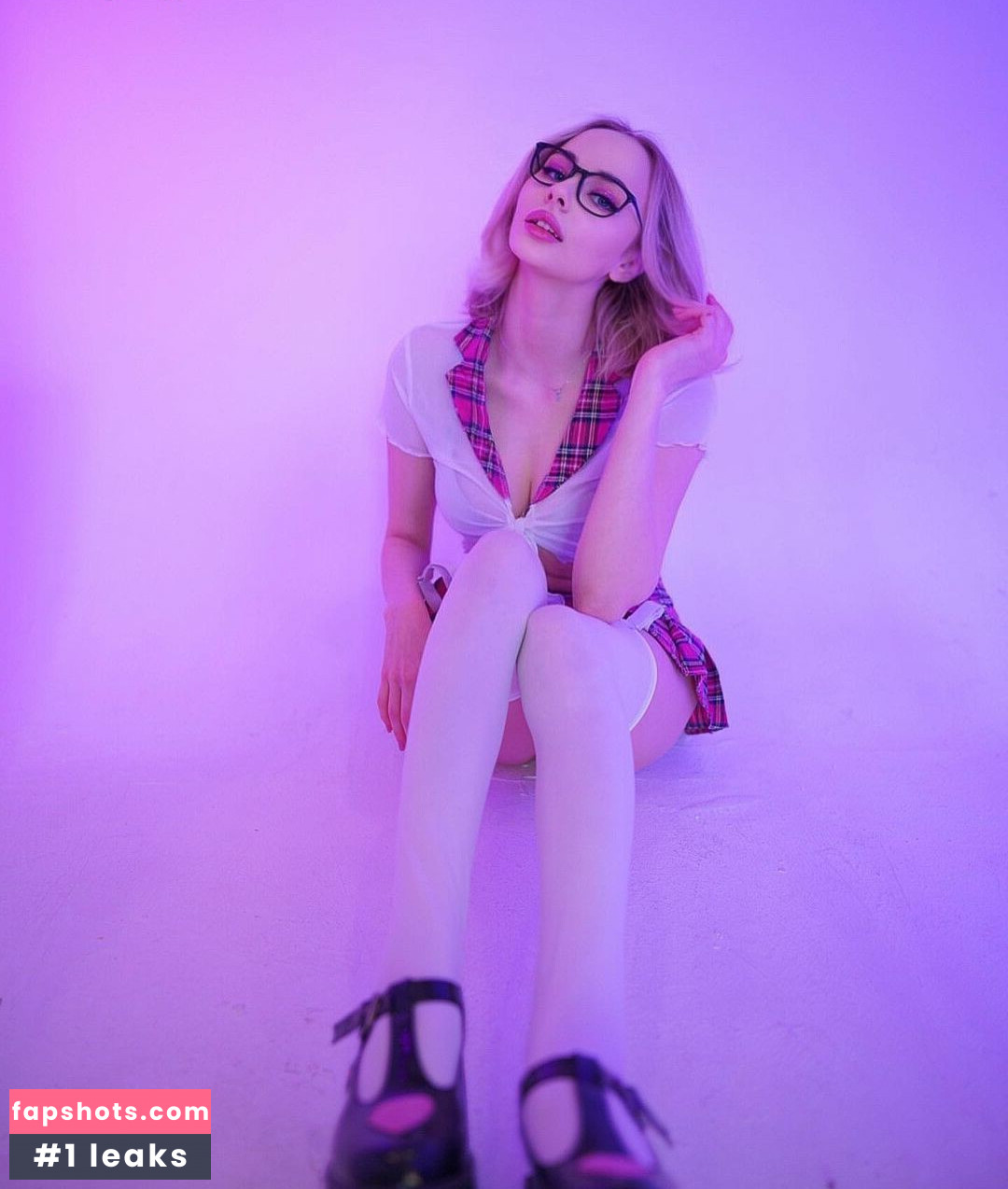 GloriaMatvien gallery photo #91