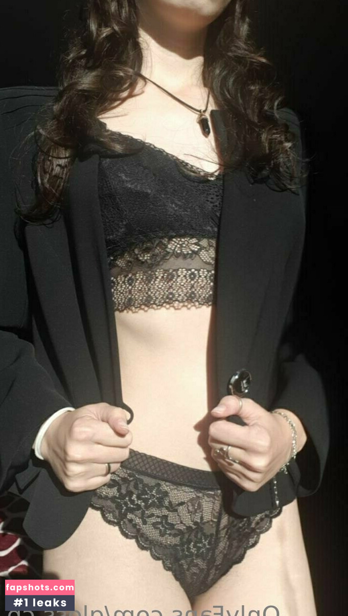 gloss.cb Nahé úniky fotek pouze od fanoušků #13 - Fapshots