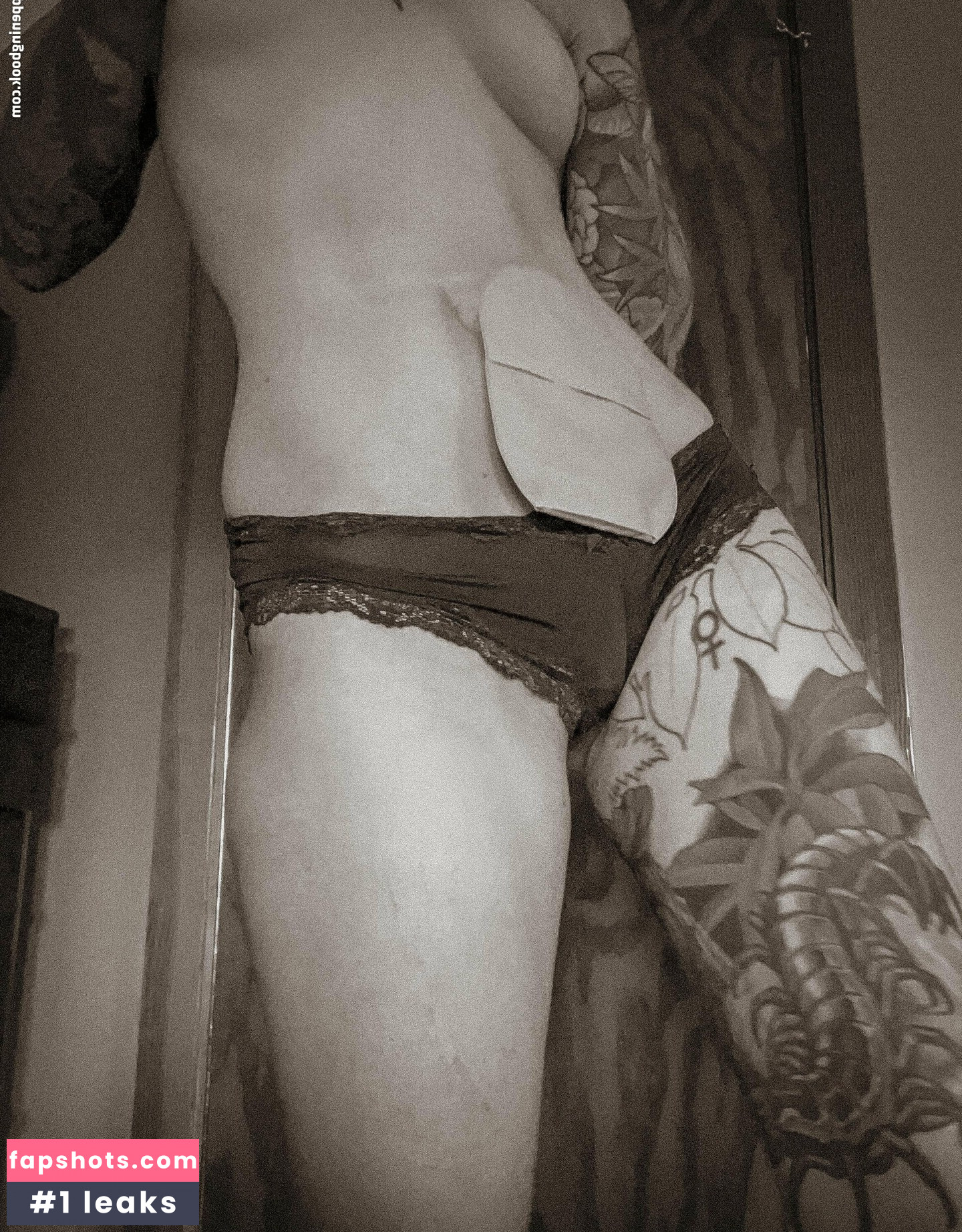 GoAskAlex gallery photo #58