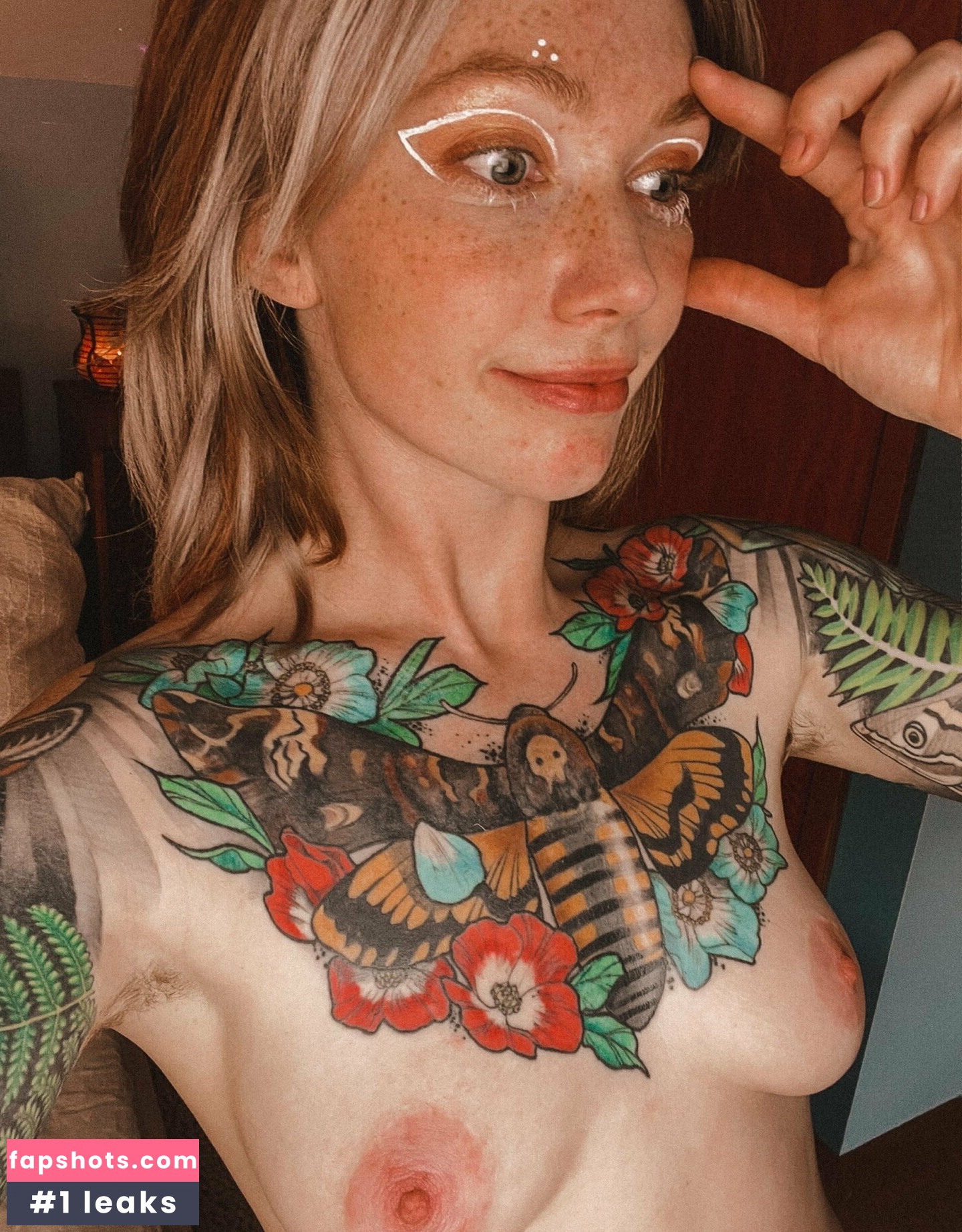 GoAskAlex nude babe gallery