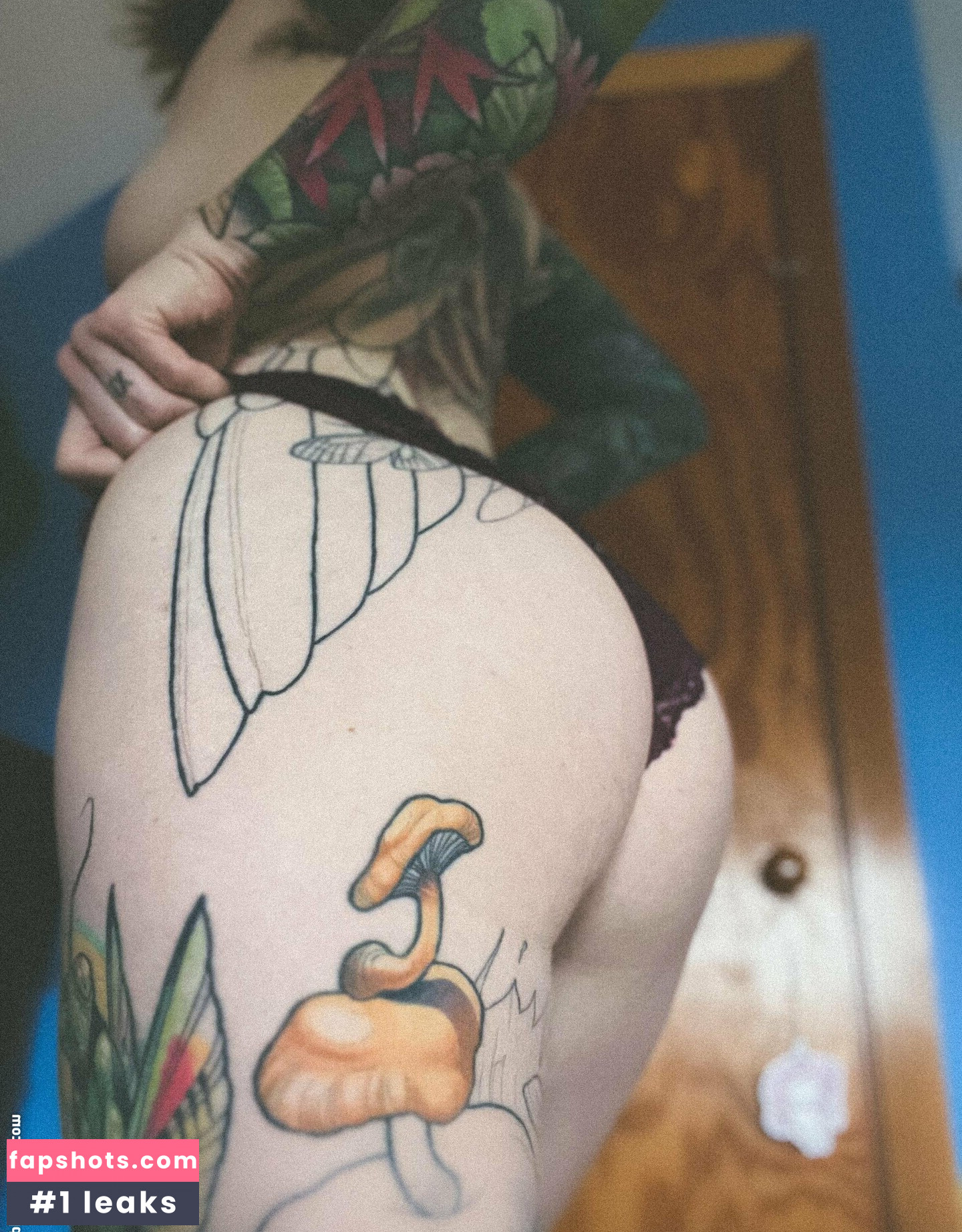 GoAskAlex gallery photo #69