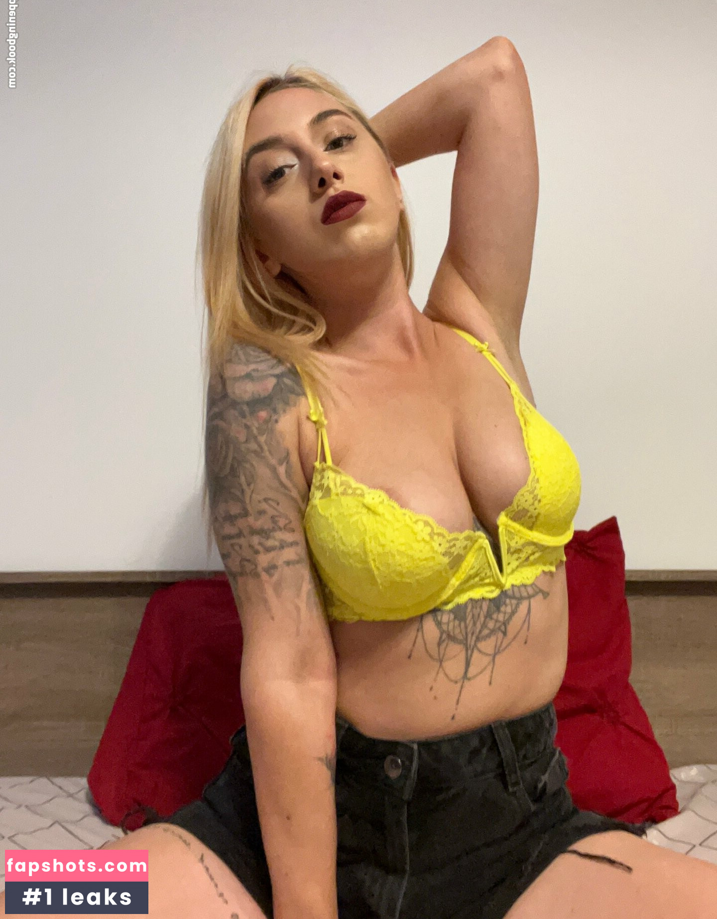 goddess-blaze gallery photo #31