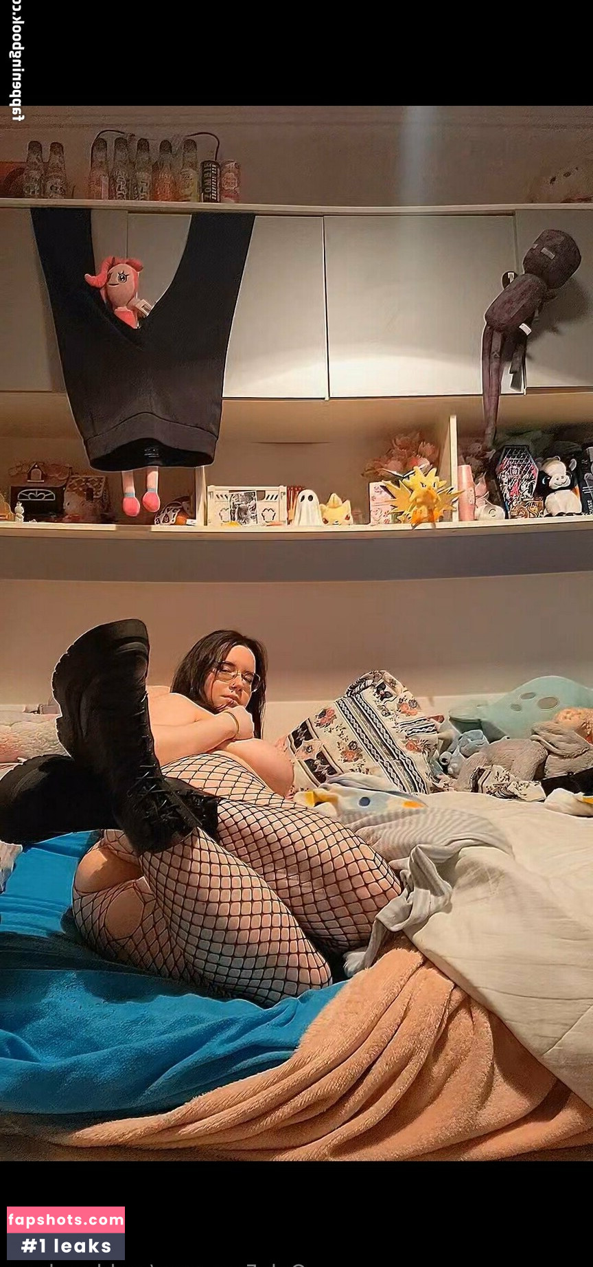 goddess.kazz gallery photo #21