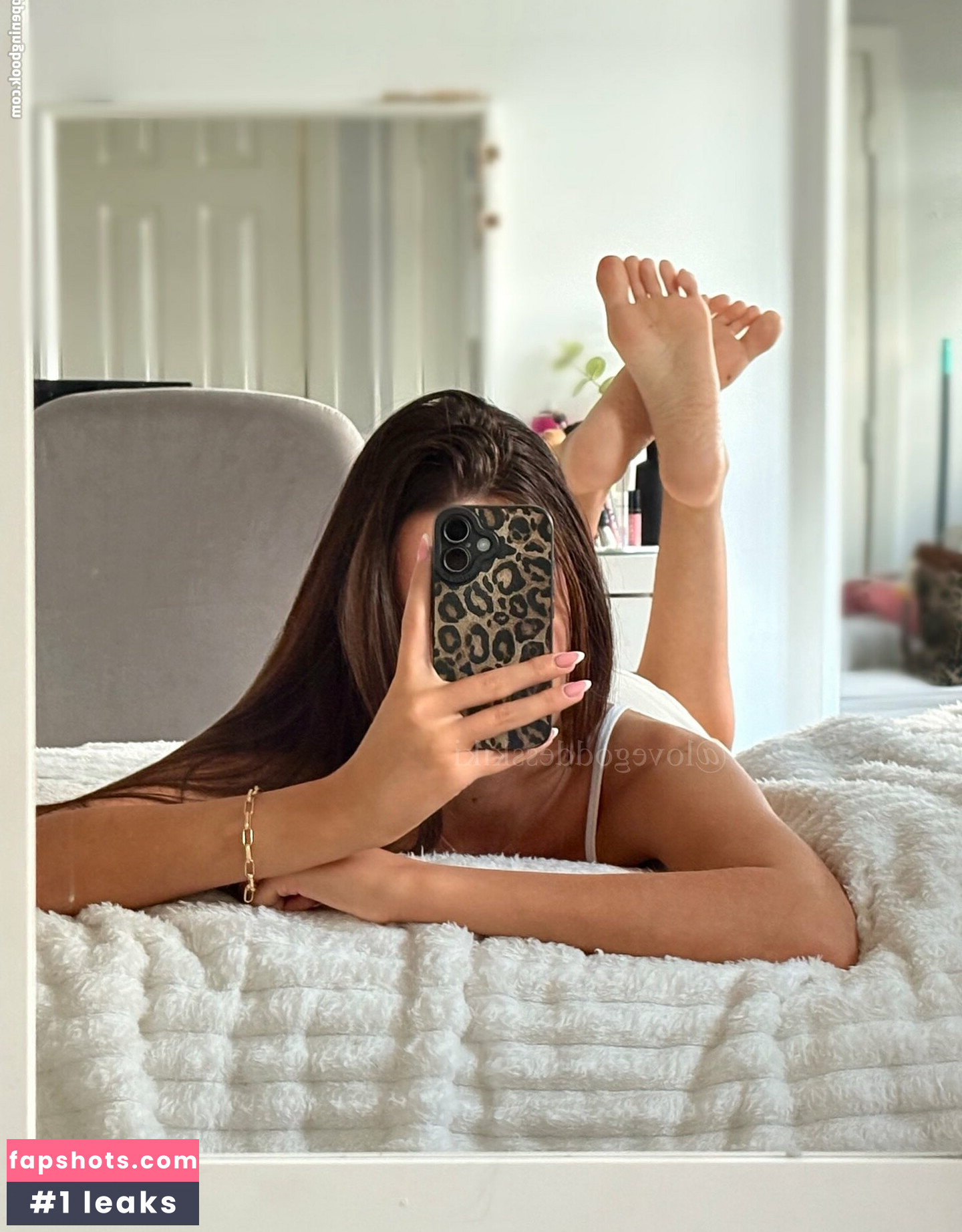 Goddess Kiki gallery photo #3