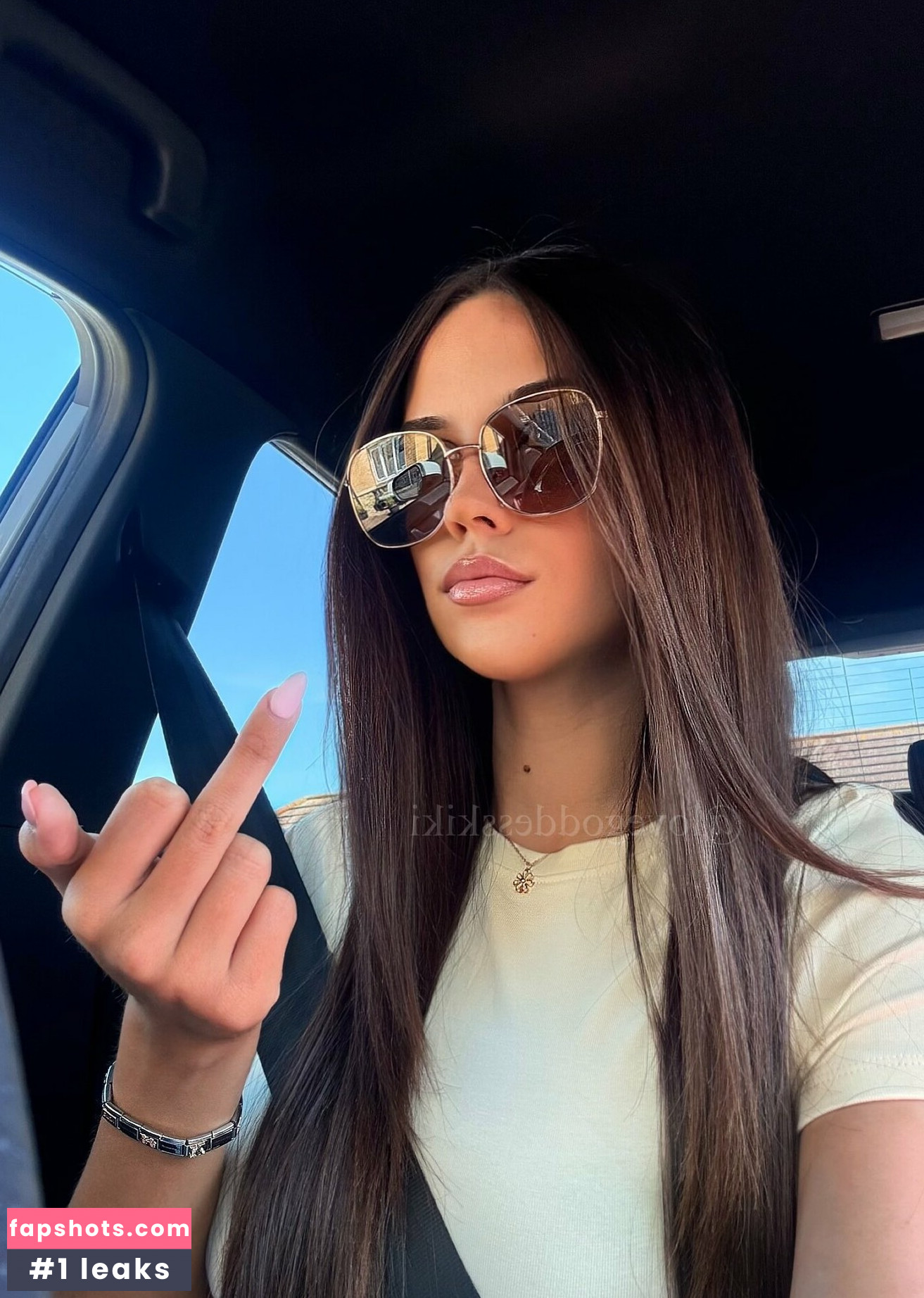 Goddess Kiki gallery photo #4