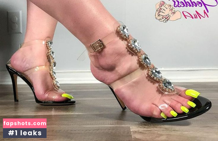 Goddess Miiaa gallery photo #45