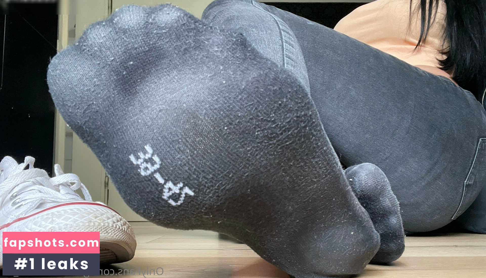 Goddess Mona gallery photo #3