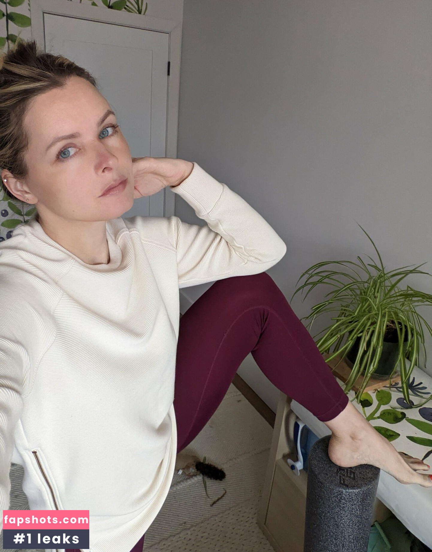 Goddess Rainn gallery photo #2