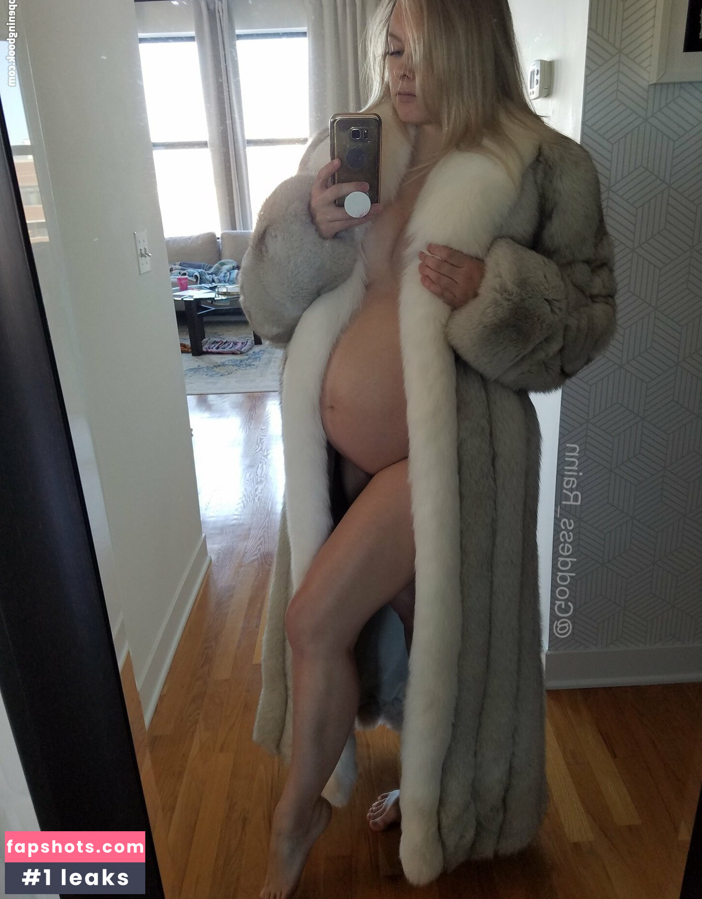 Goddess Rainn gallery photo #9