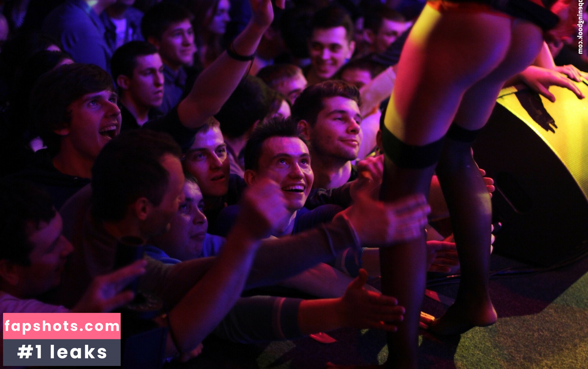 Gogo Stripper Nahé úniky fotek pouze od fanoušků #237 - Fapshots