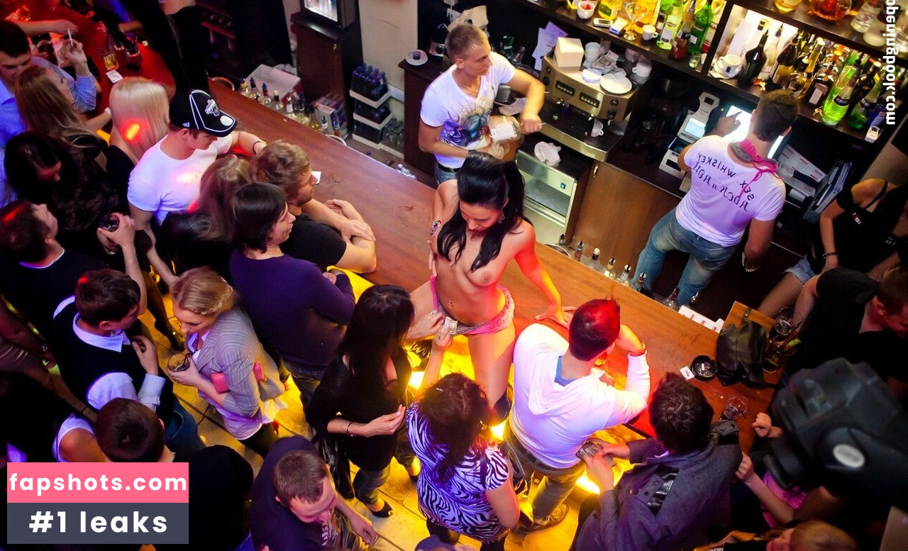 Gogo Stripper gallery photo #429