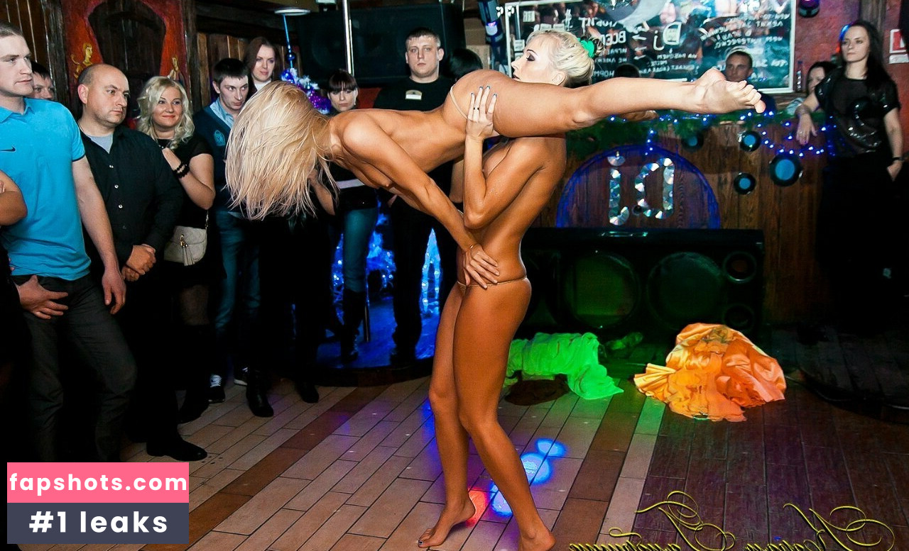 Gogo Stripper gallery photo #431