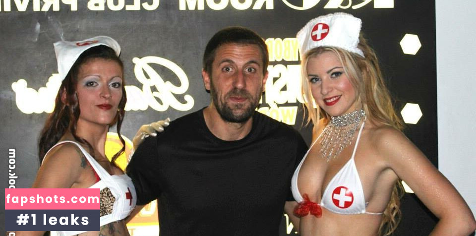 Gogo Stripper gallery photo #455