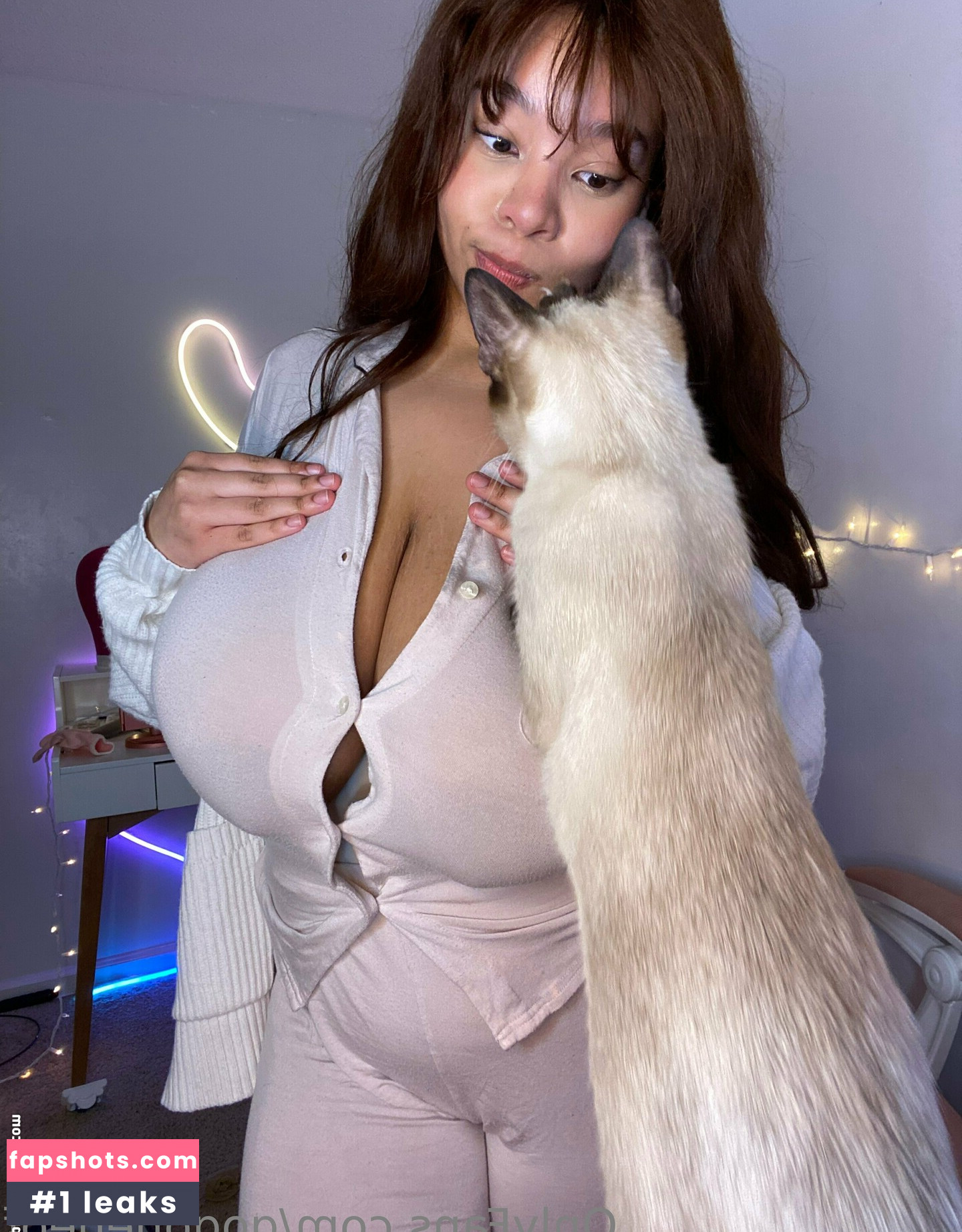 gogoneneof gallery photo #56