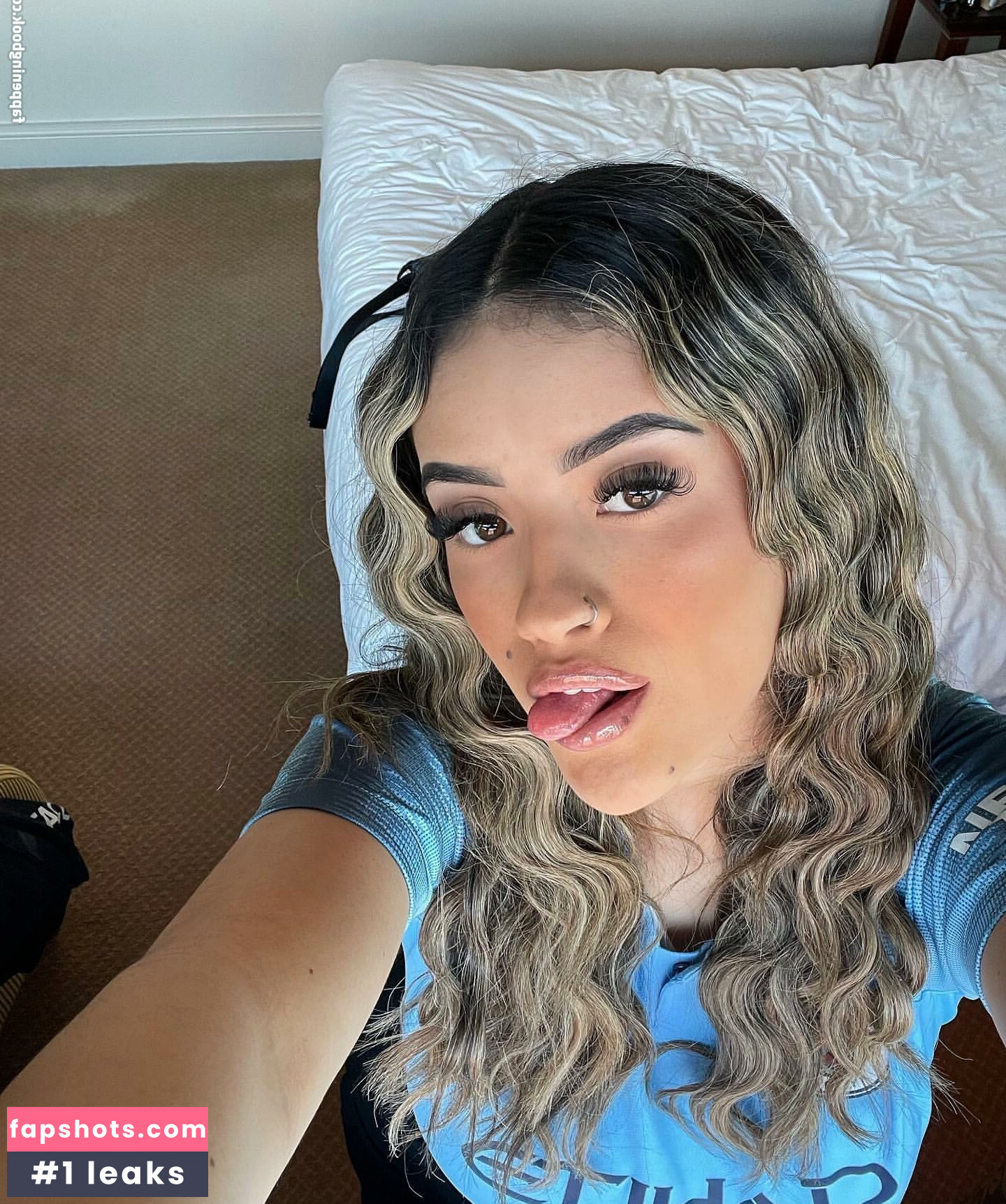 Goldensugaarr gallery photo #12