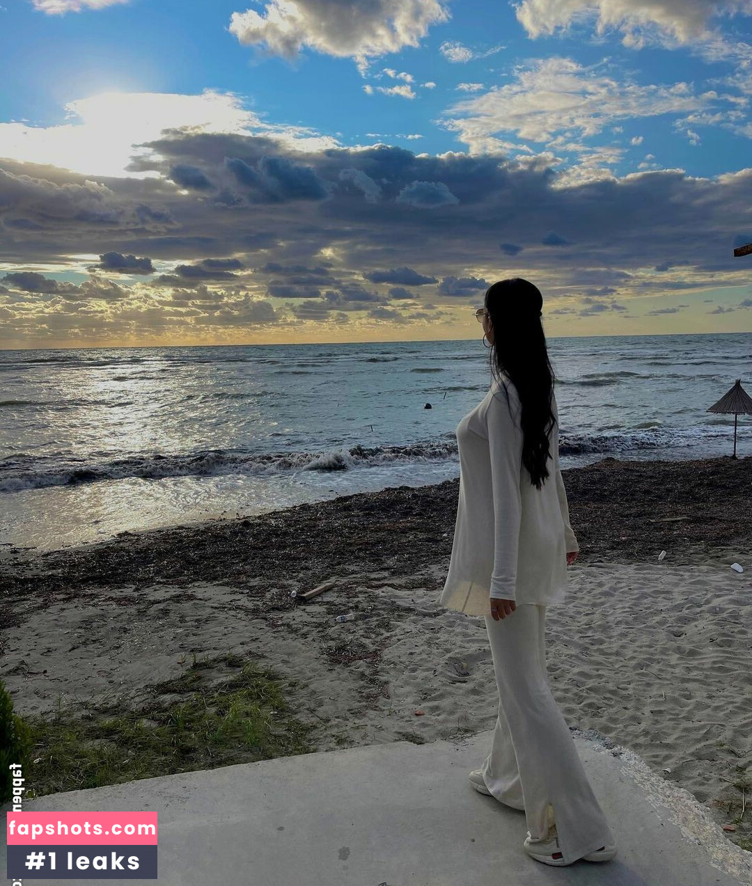 Goldi Halili nude babe gallery