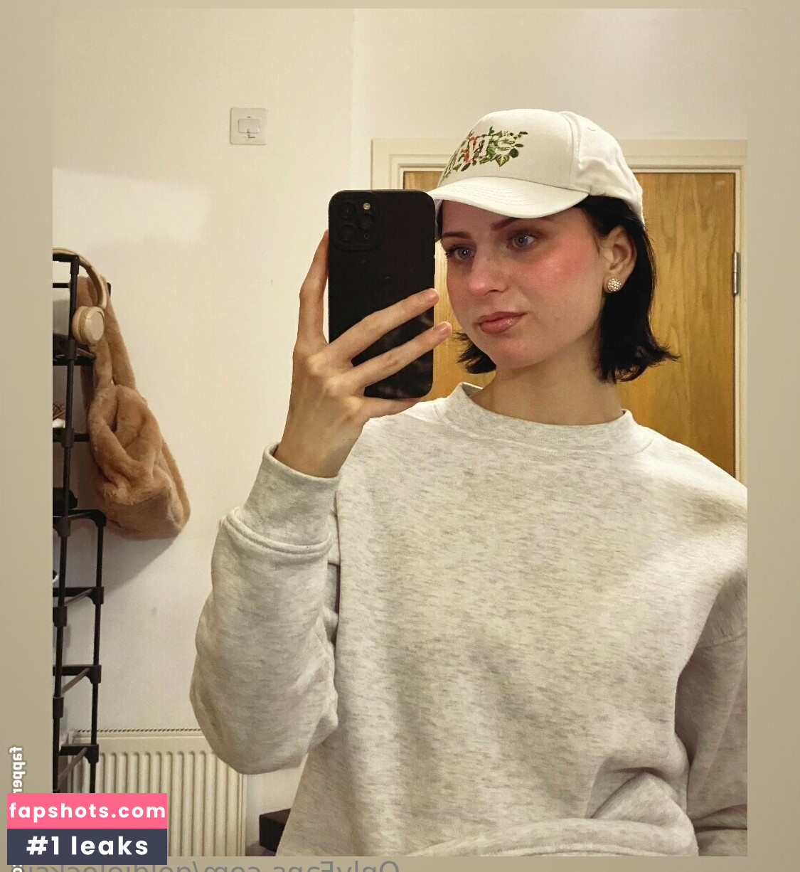 goldielocksie Nude Leaks OnlyFans Photos #4 - LeakJerk