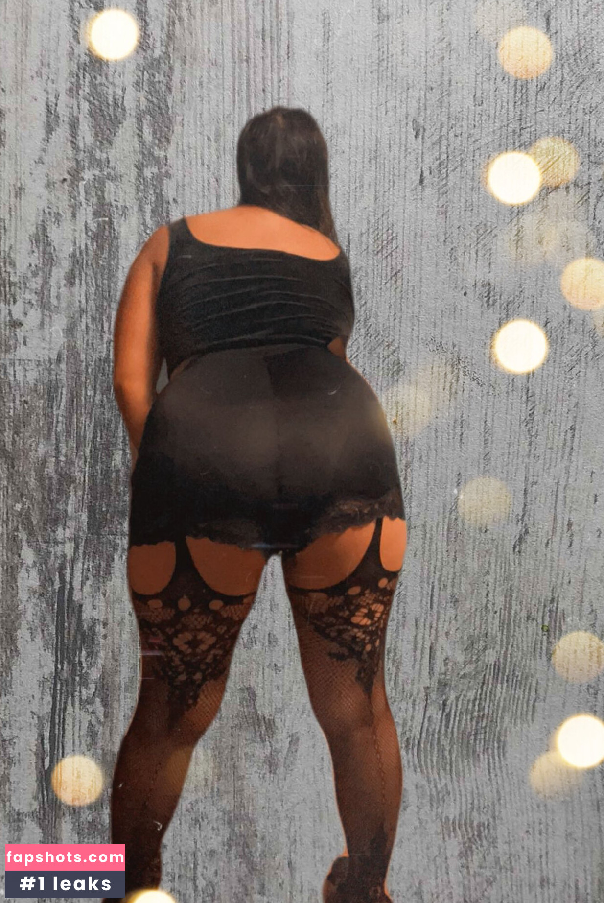 GoldnPersephone gallery photo #5