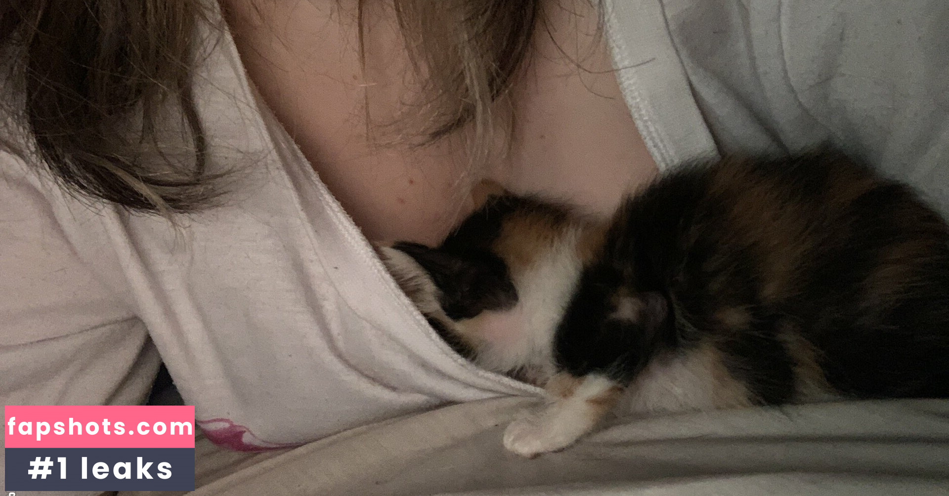 Gomi Kukara gallery photo #2