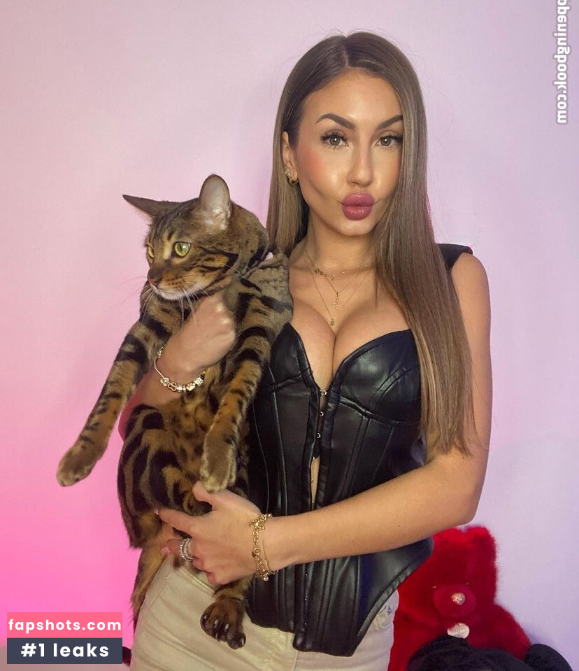 Gonsabella gallery photo #10