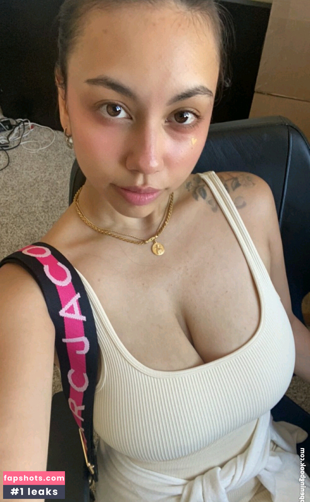 goodguystephie gallery photo #6