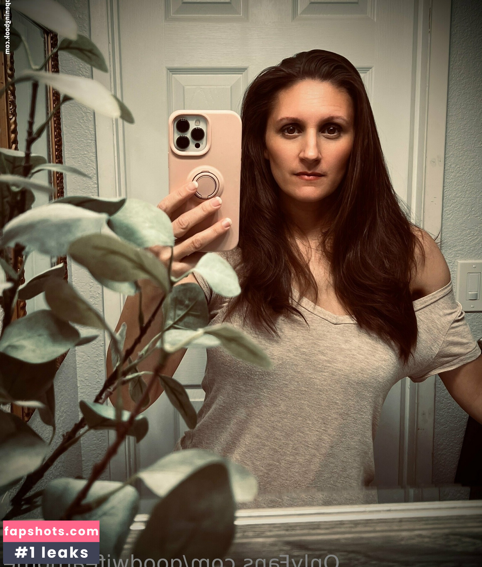 goodwifeathome Nude Leaks OnlyFans Photos #6 - LeakJerk