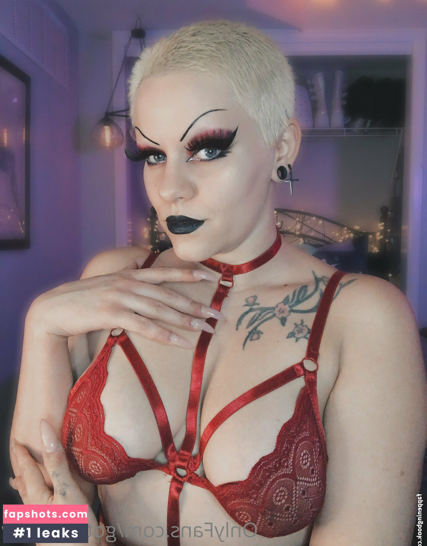 gothbootytv gallery photo #6