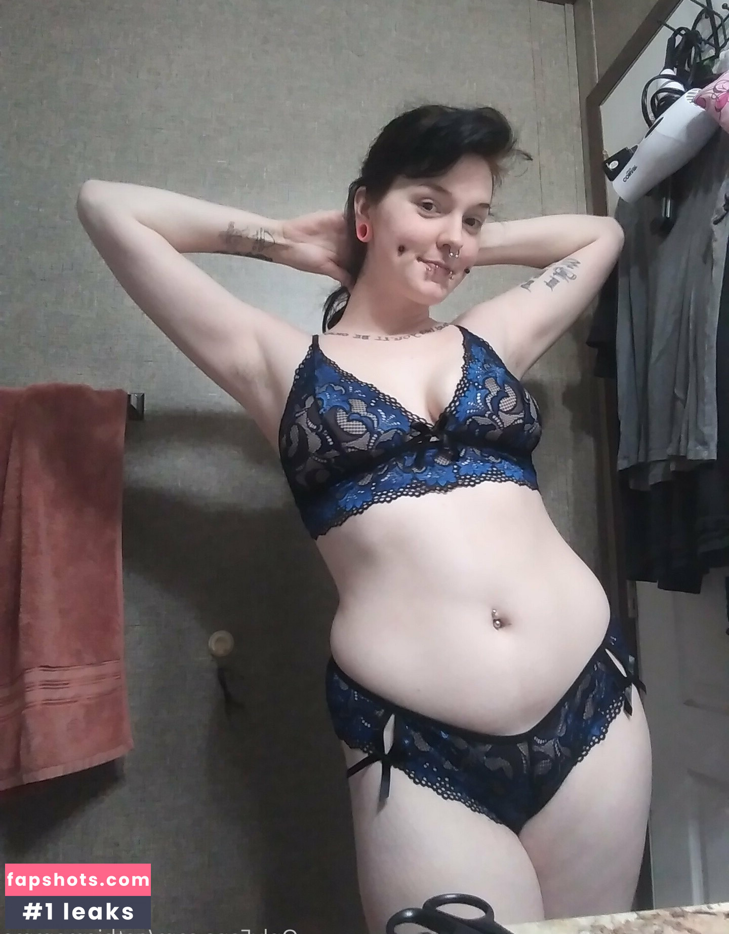 gothicmomma gallery photo #3