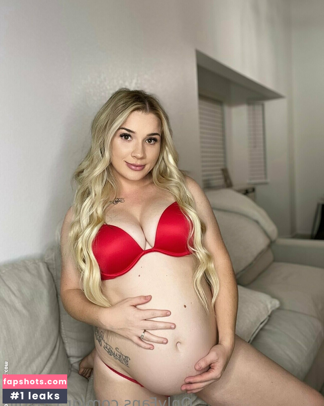 gr33dygirl gallery photo #21