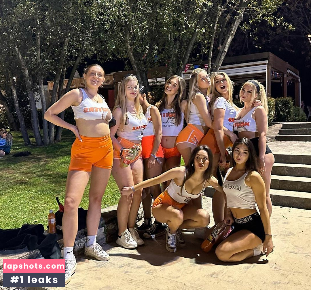 Grace Baker gallery photo #15