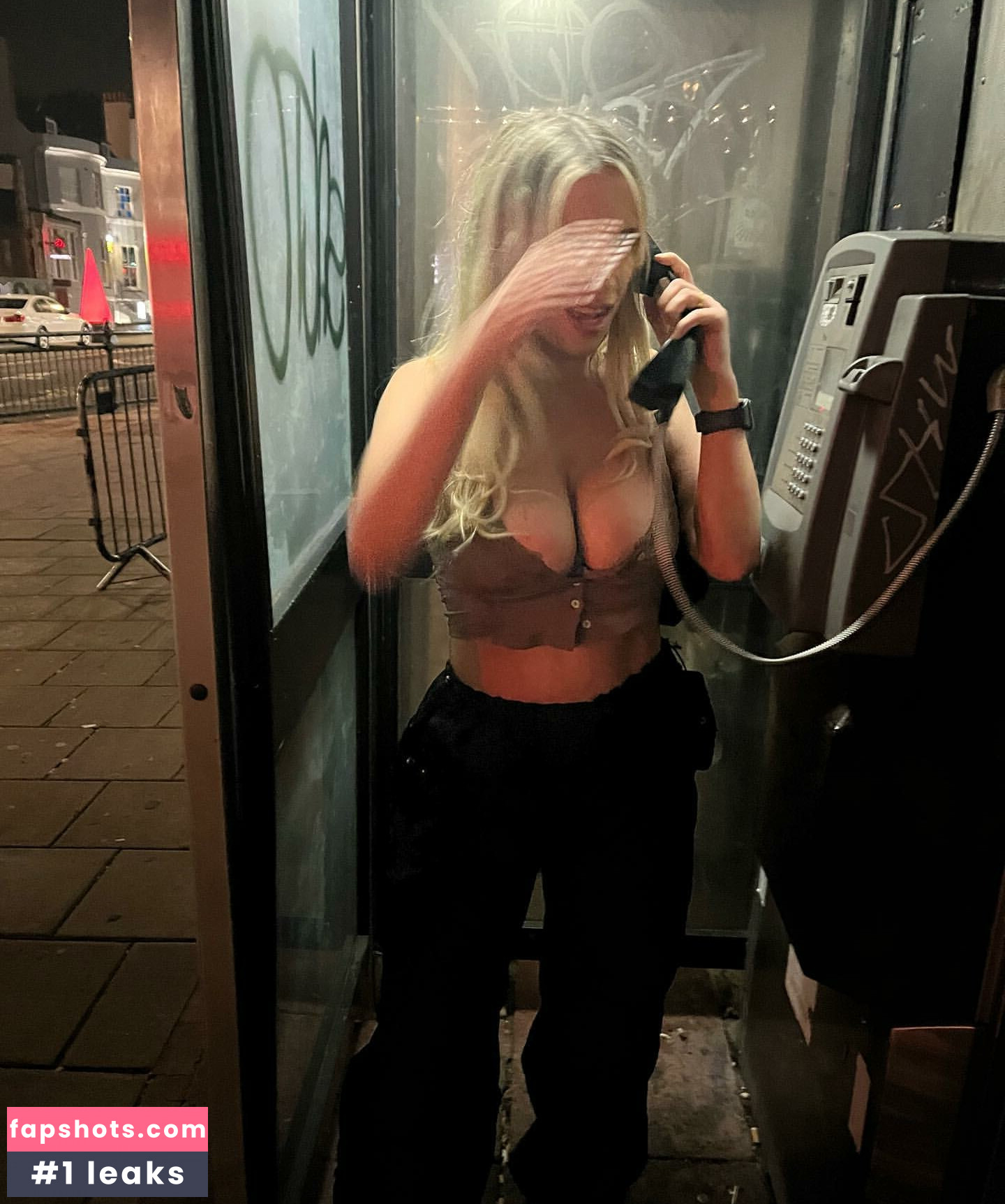 Grace Baker gallery photo #39