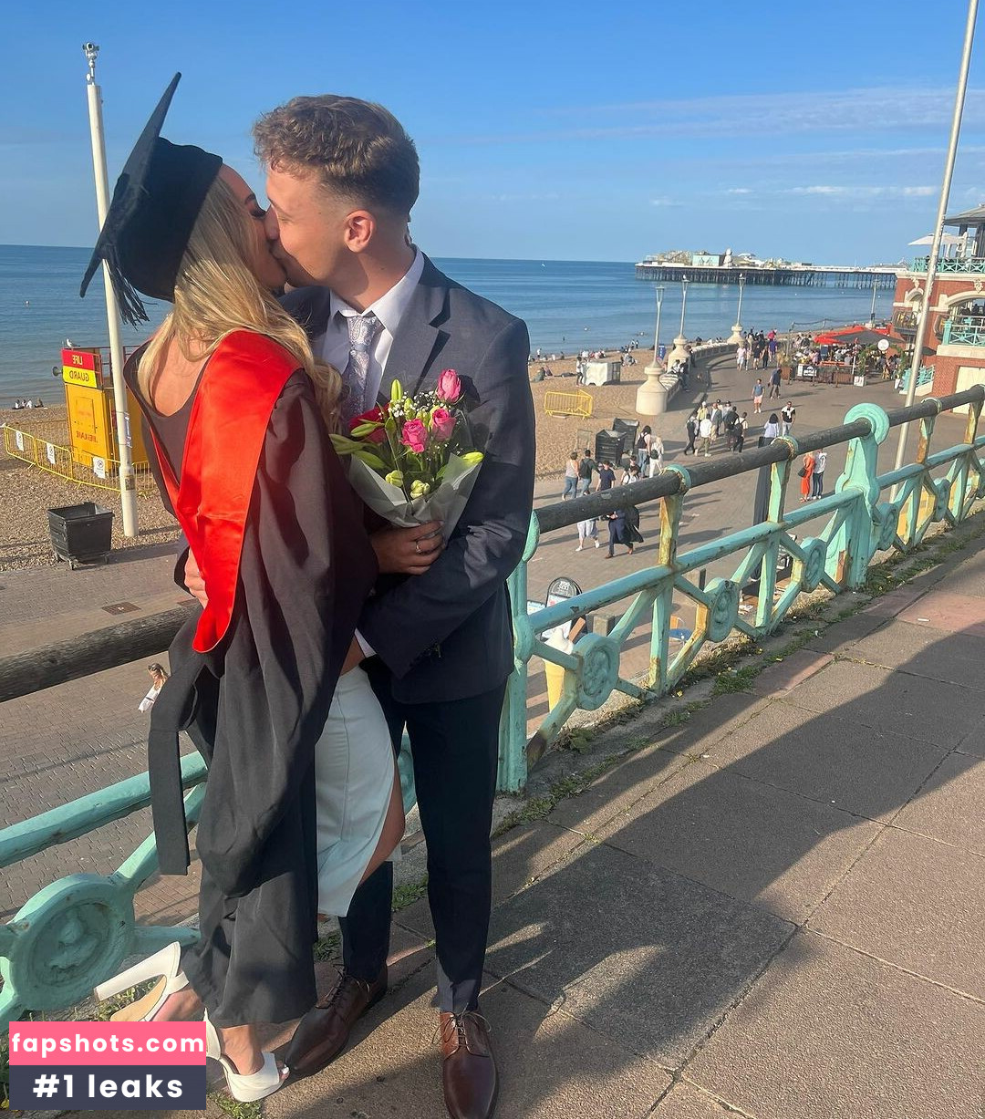 Grace Baker gallery photo #7